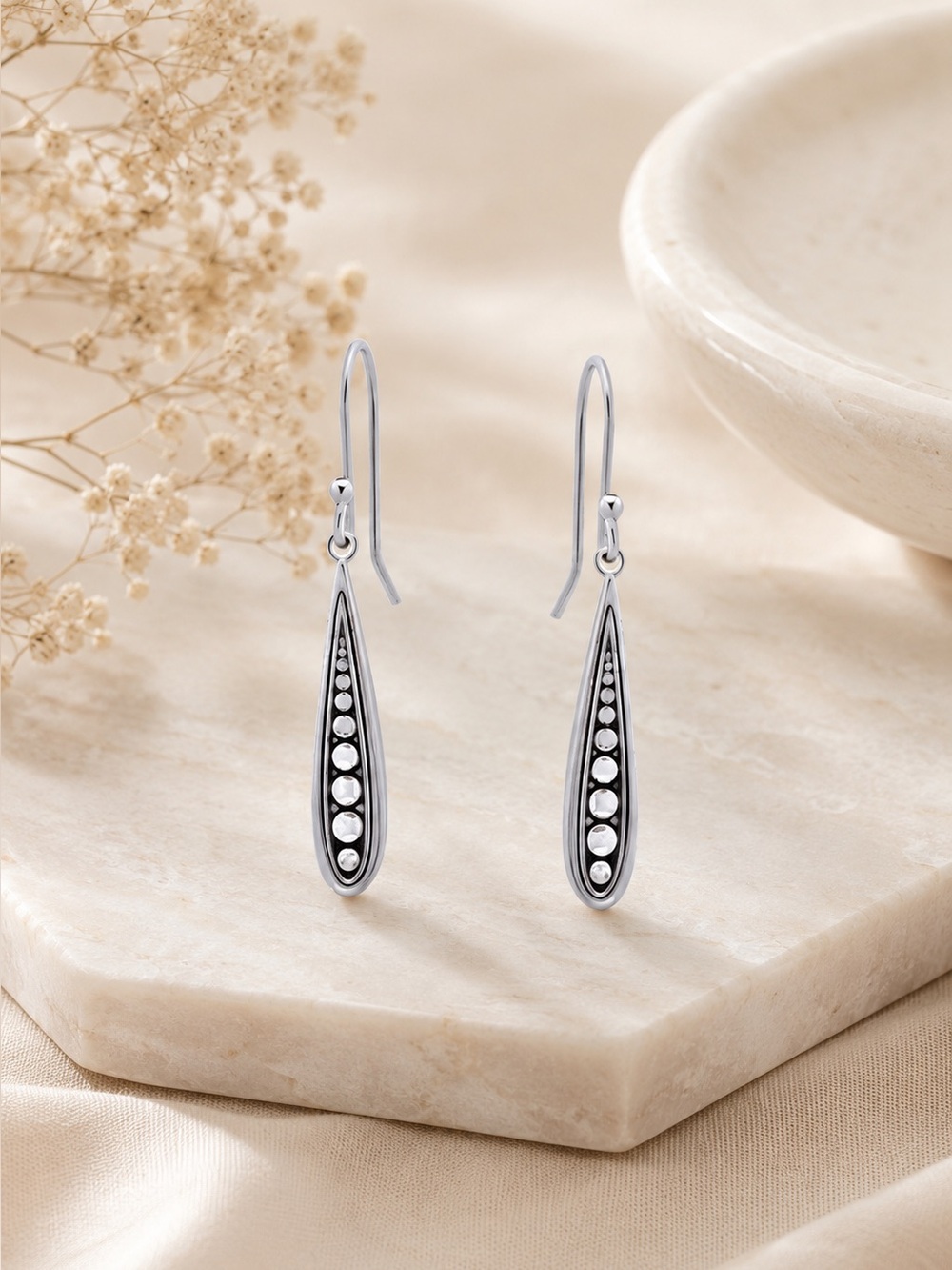 MACY’S Oxidized Beaded Elongated Tear Drop Earrings/NWT